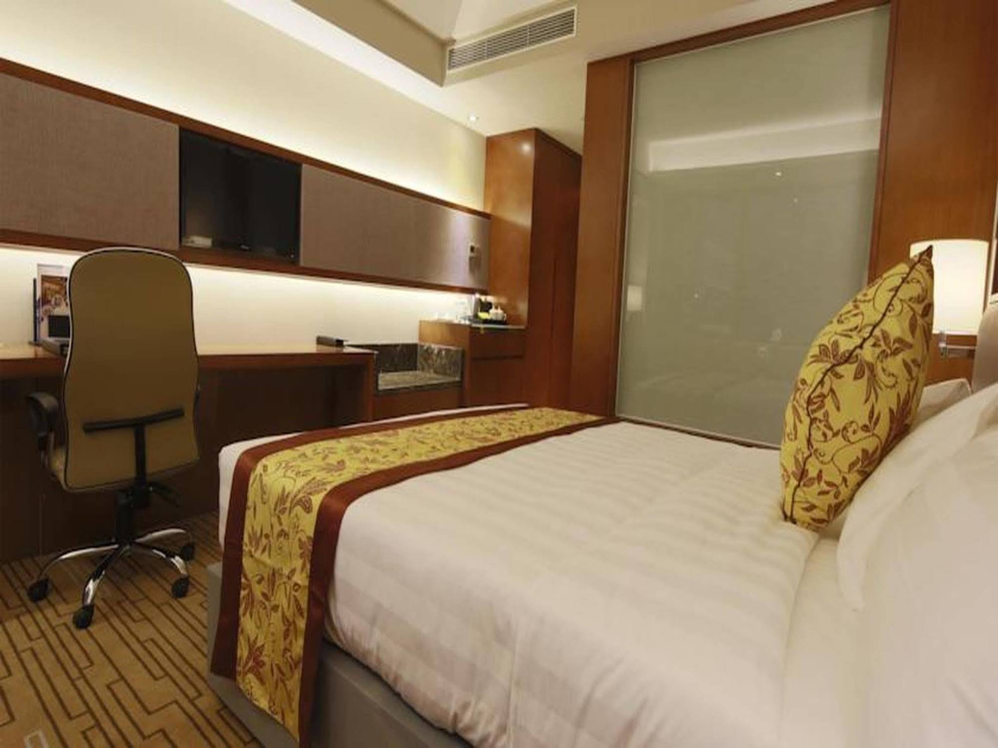 Shenyang Rayfont International Hotel Extérieur photo