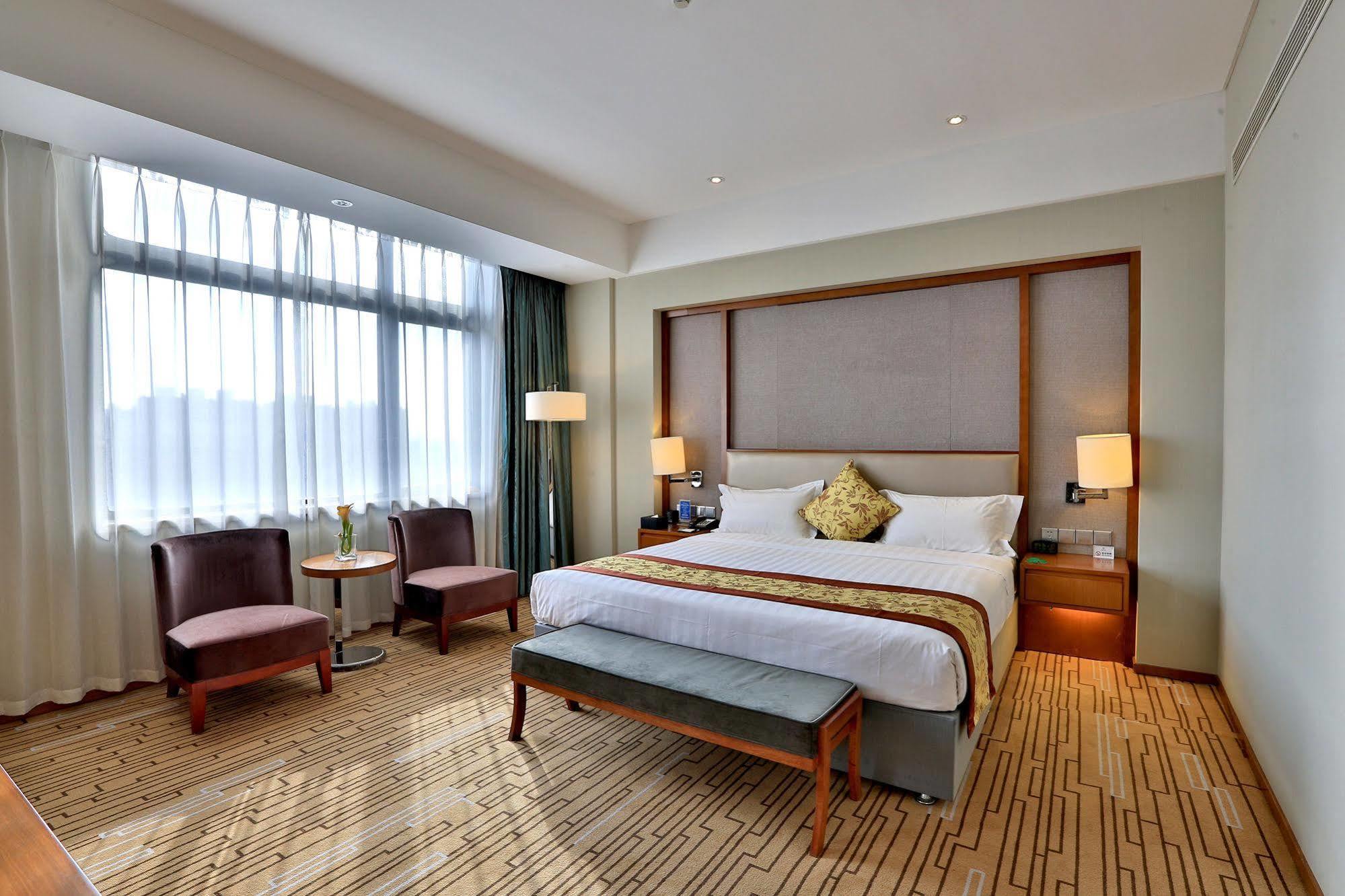 Shenyang Rayfont International Hotel Extérieur photo