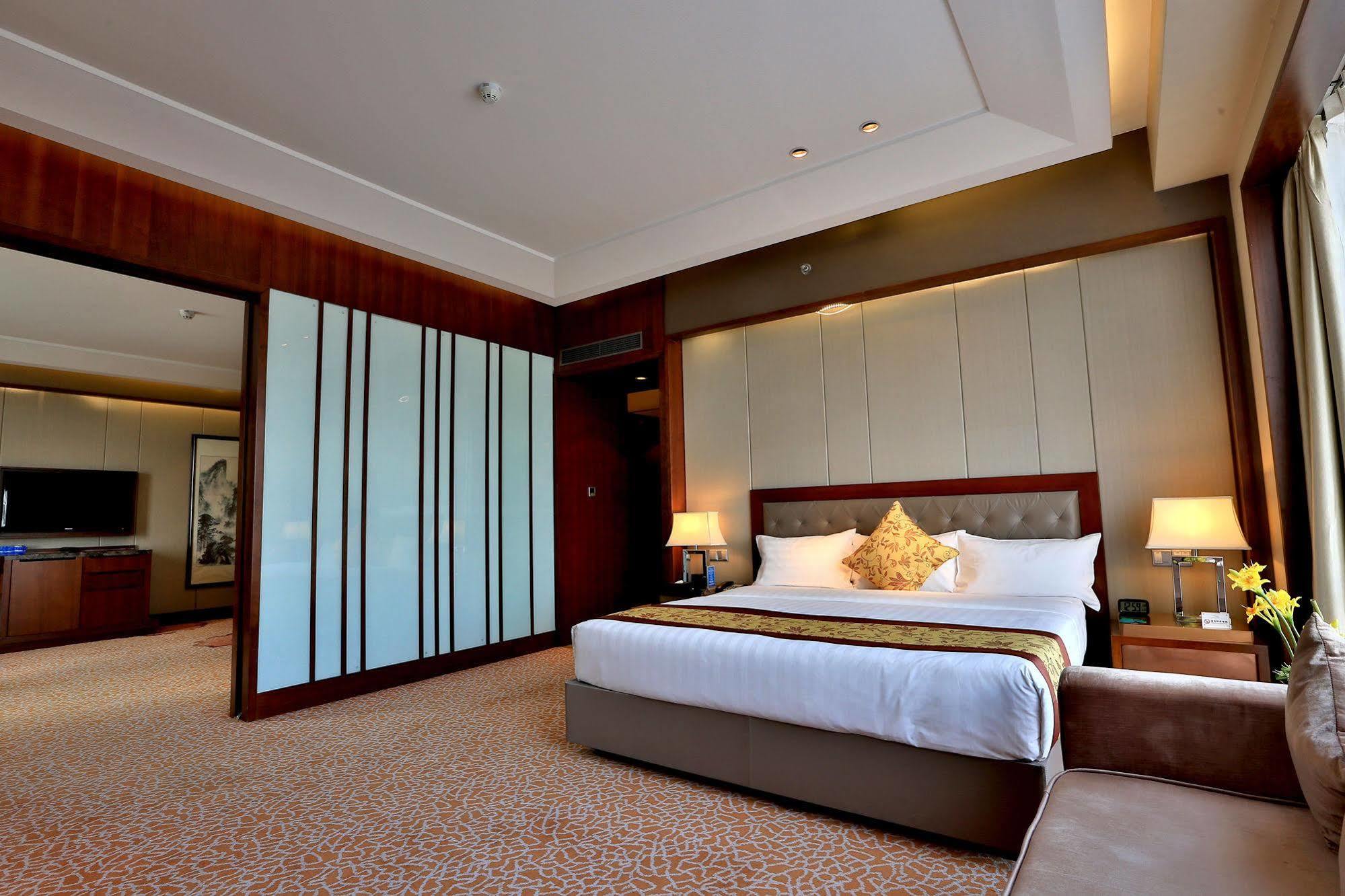 Shenyang Rayfont International Hotel Extérieur photo