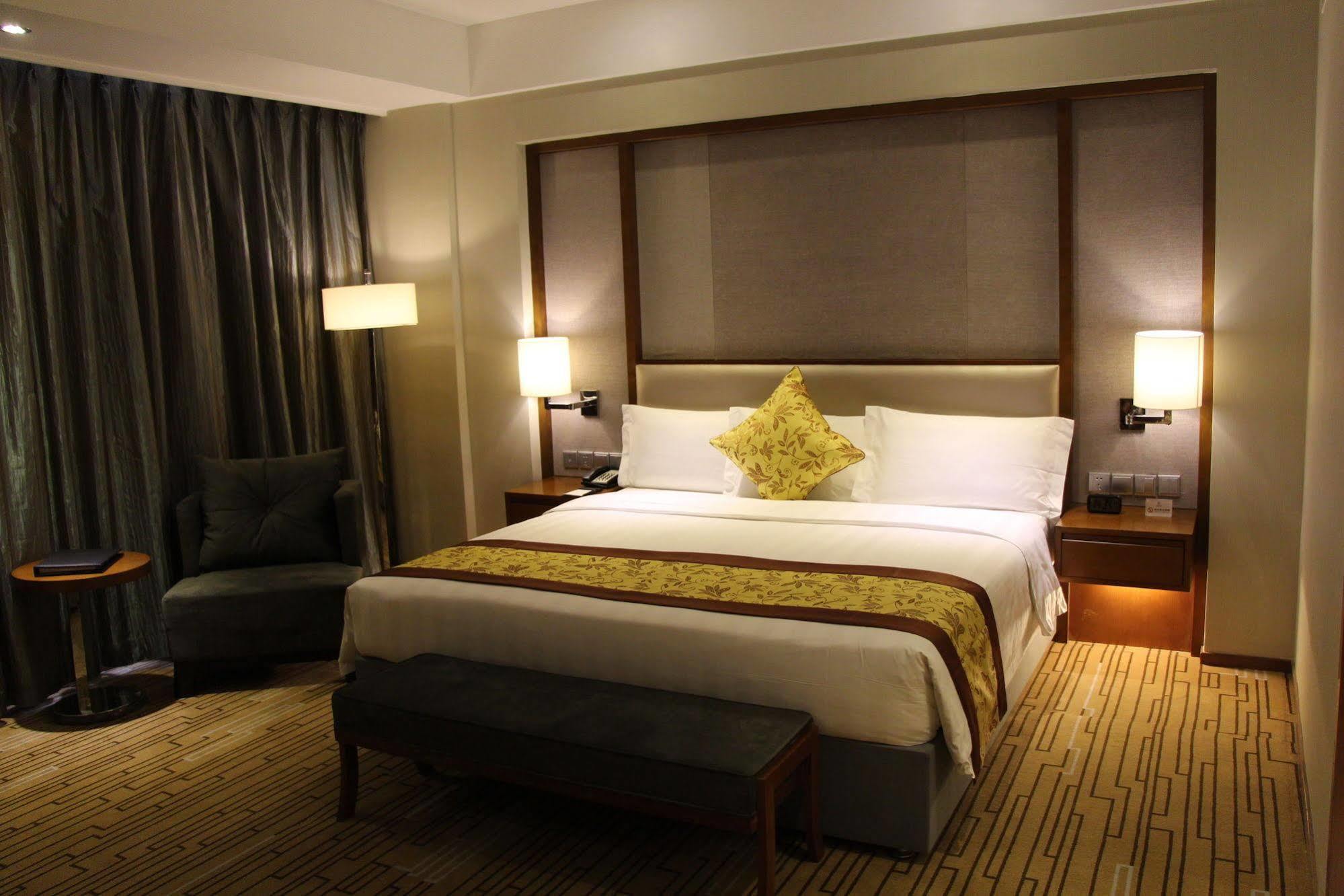 Shenyang Rayfont International Hotel Extérieur photo