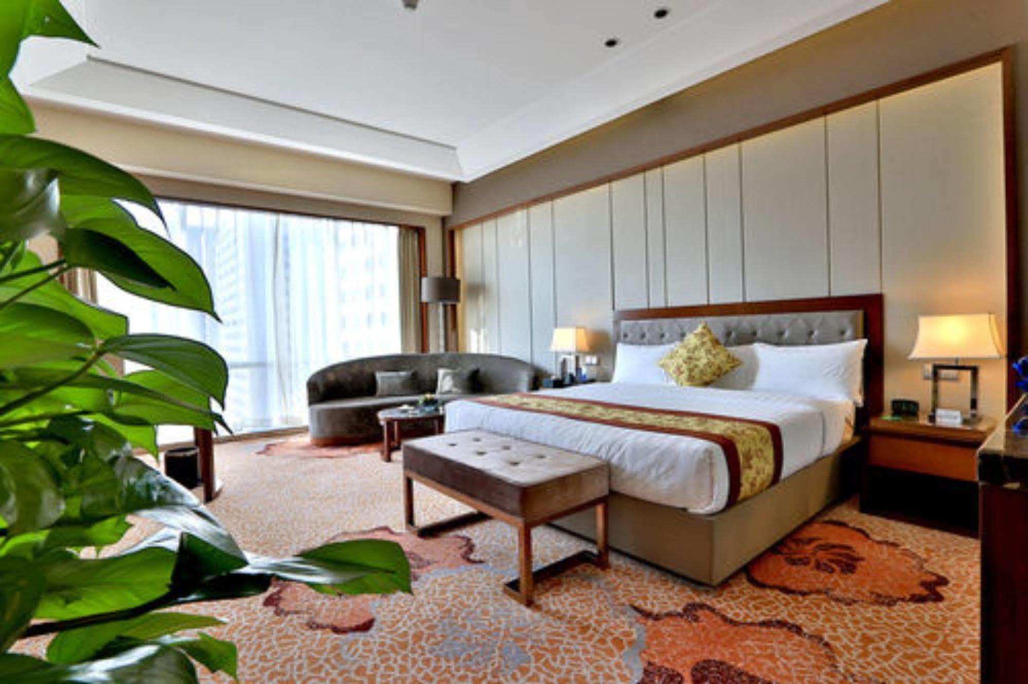 Shenyang Rayfont International Hotel Extérieur photo
